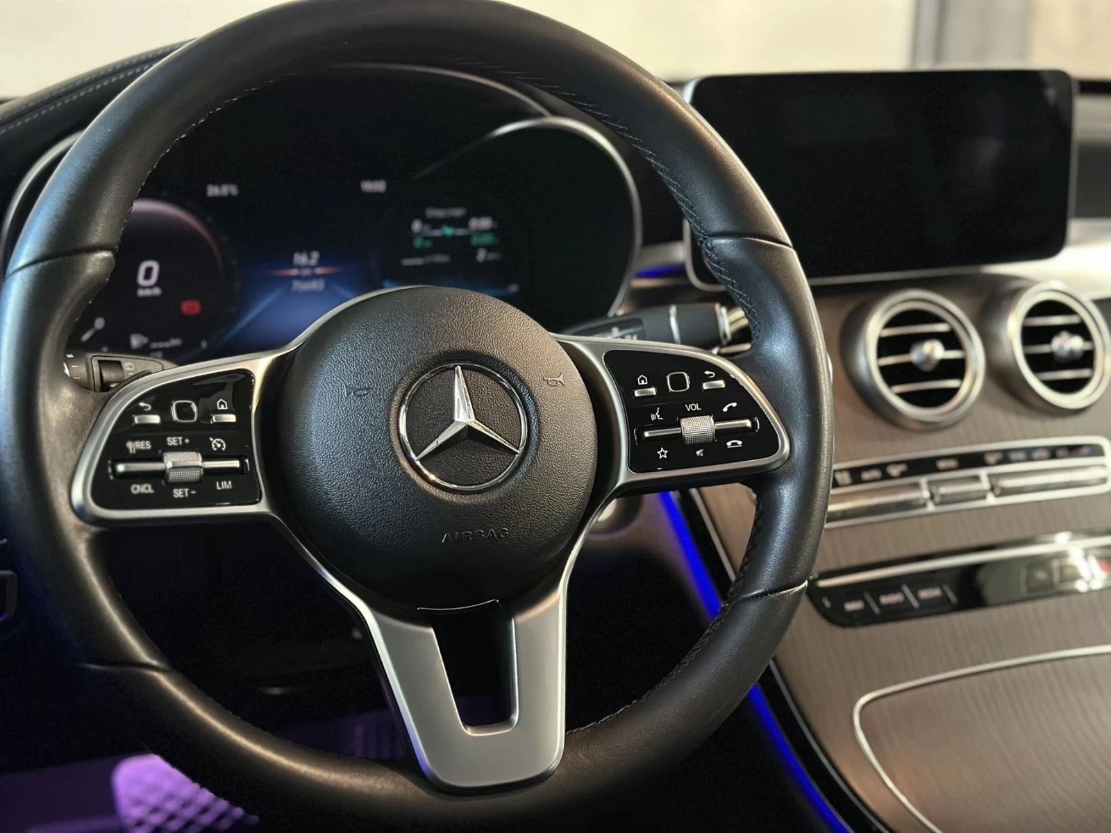 Mercedes-Benz C 200 AMG CarPlay 9G Virtual - изображение 9
