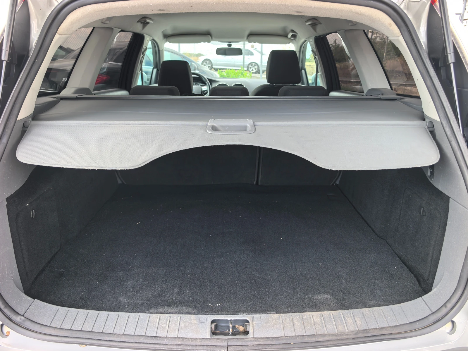 Ford Focus 2.0i Facelift | Mobile.bg   11