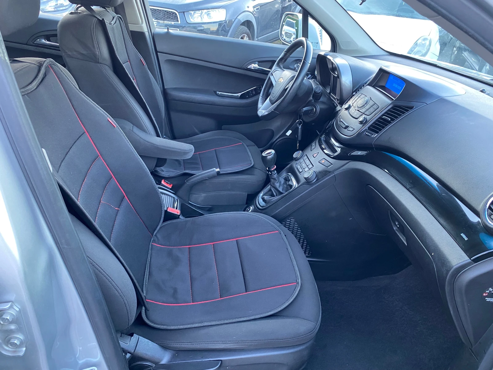 Chevrolet Orlando 1.8 LT БЕНЗИН-ГАЗ - изображение 10