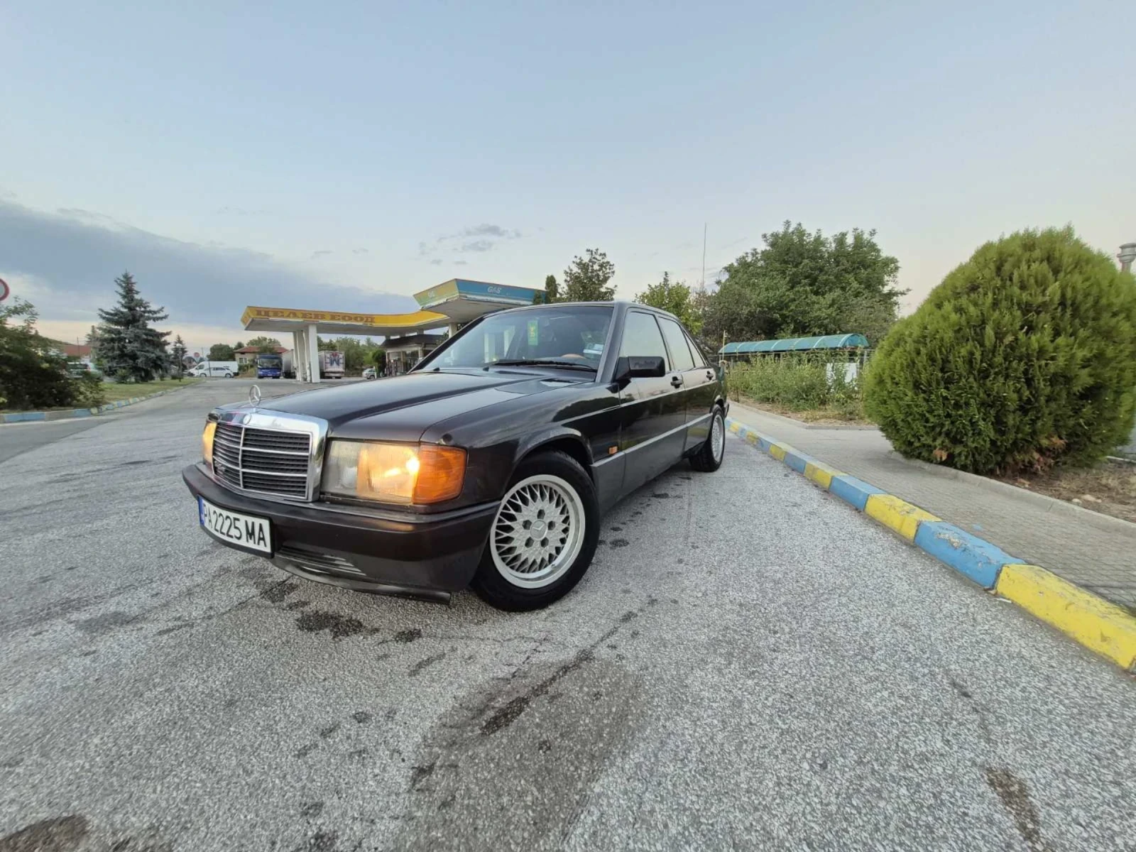 Mercedes-Benz 190  - изображение 7