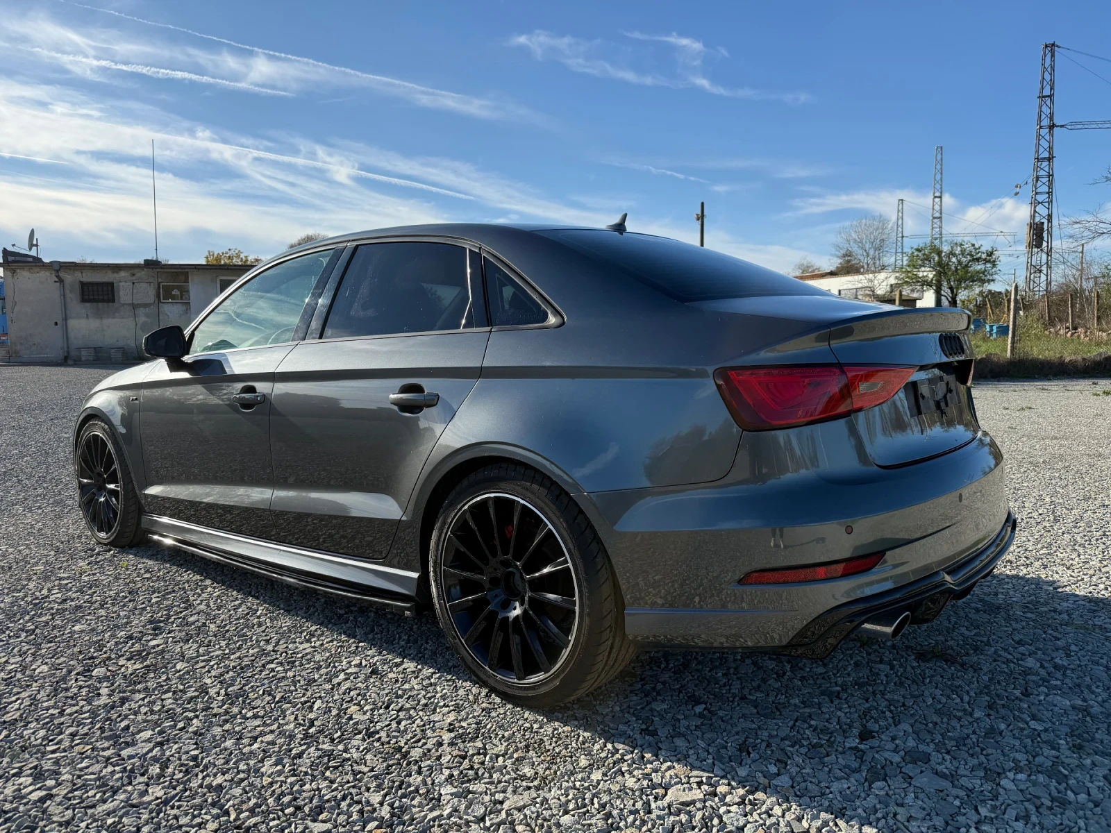 Audi A3 1.6TDI Facelift Sedan - изображение 6