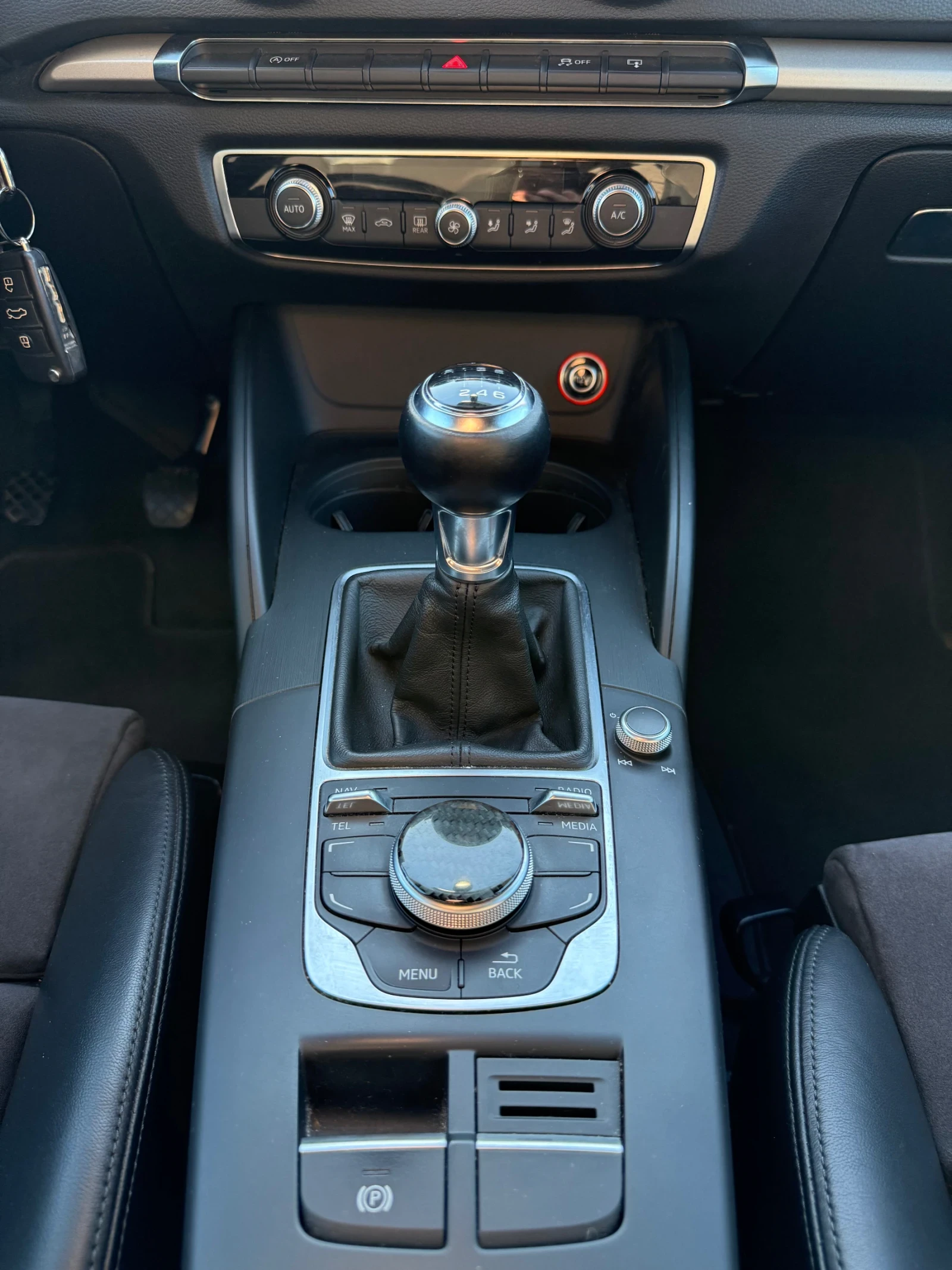 Audi A3 1.6TDI Facelift Sedan | Mobile.bg � ����������� 12