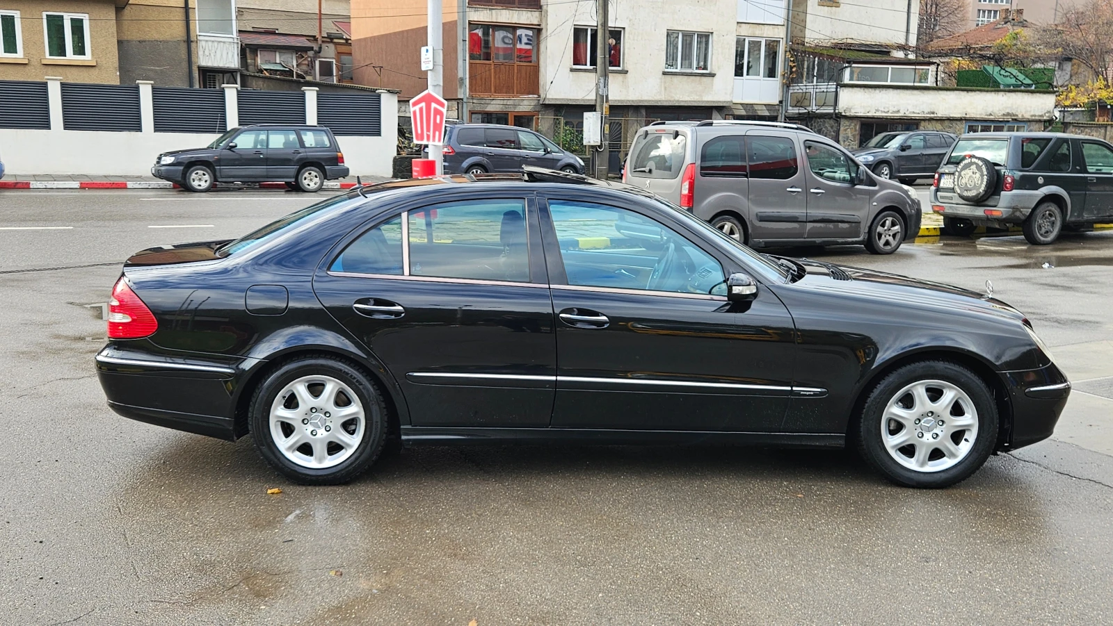 Mercedes-Benz E 320 CDI KOJA/NAVIGACIA/AVTOMAT - изображение 6