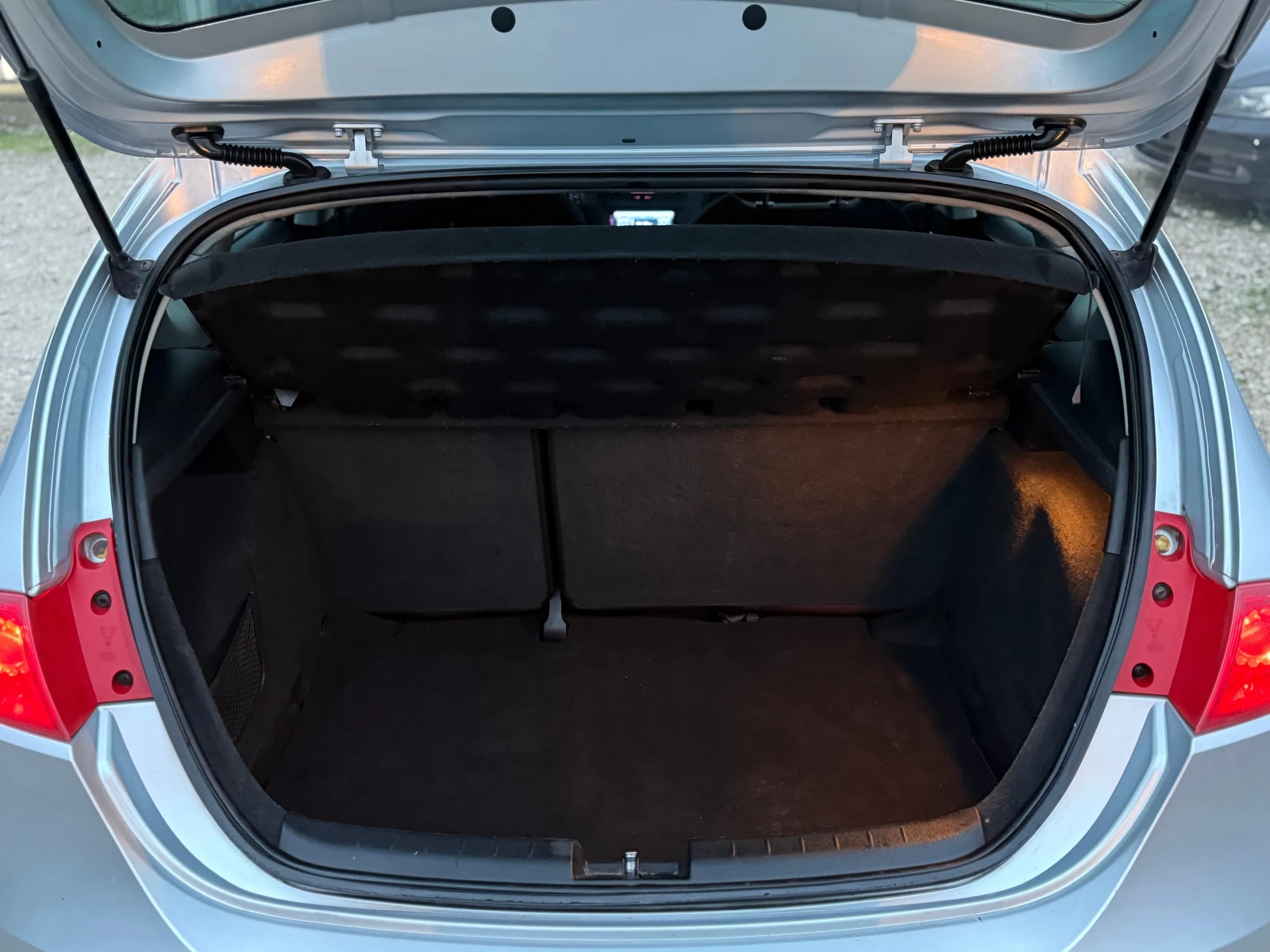 Seat Leon 1.9 дизел 105 кс. - изображение 7