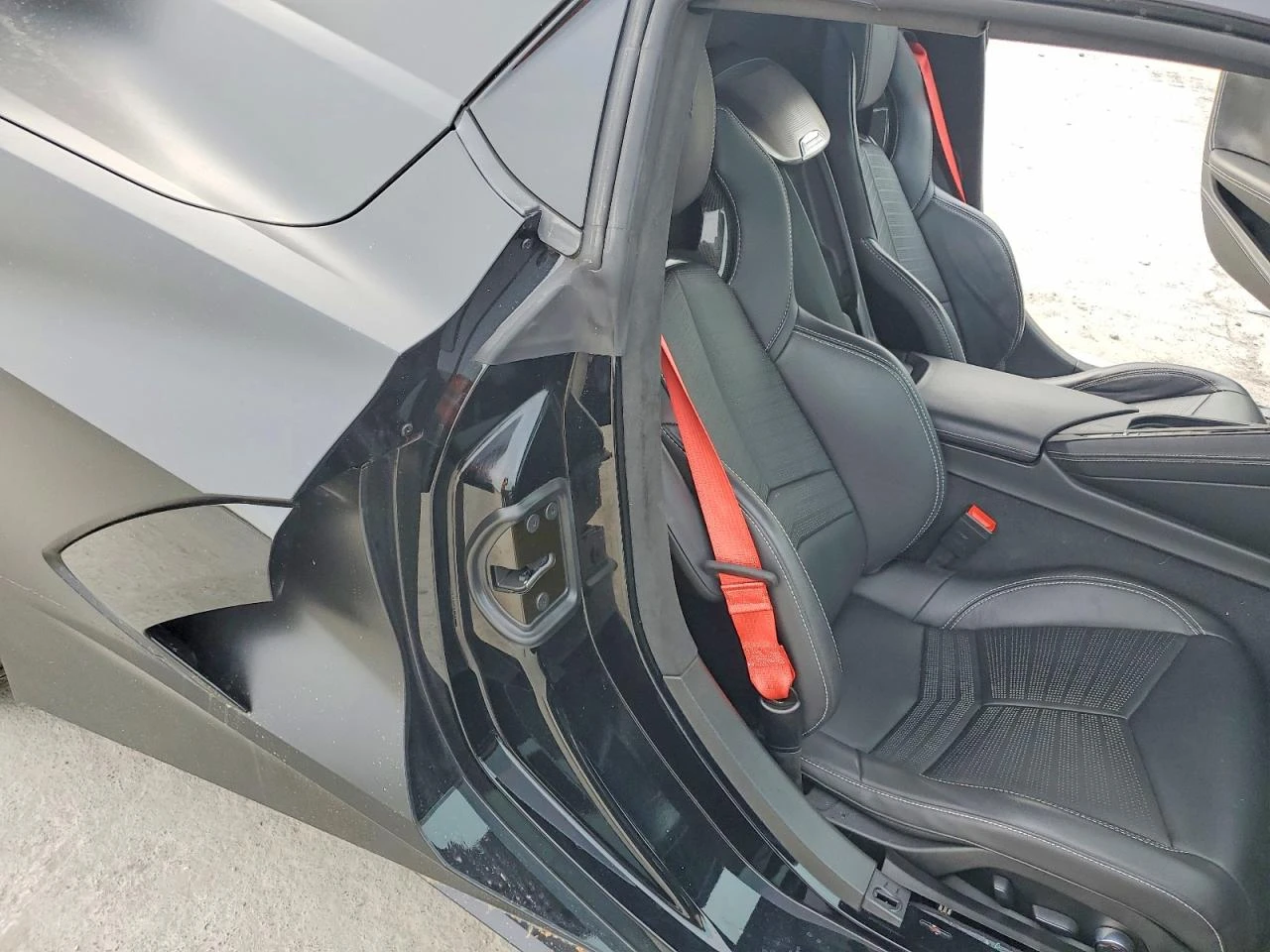 Chevrolet Corvette Stingray 3LT - изображение 10