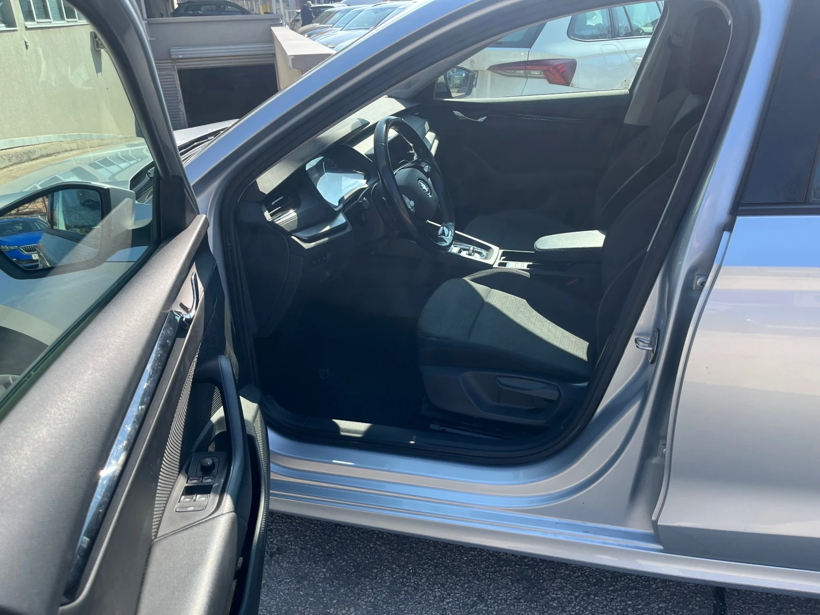 Skoda Octavia 1.5 TSI 7DSG M-HEV | Mobile.bg � ����������� 7