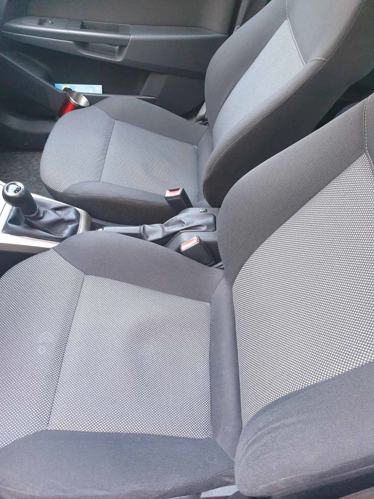 Opel Astra 1.7 CDTI EcoFlex, снимка 9 - Автомобили и джипове - 54093230