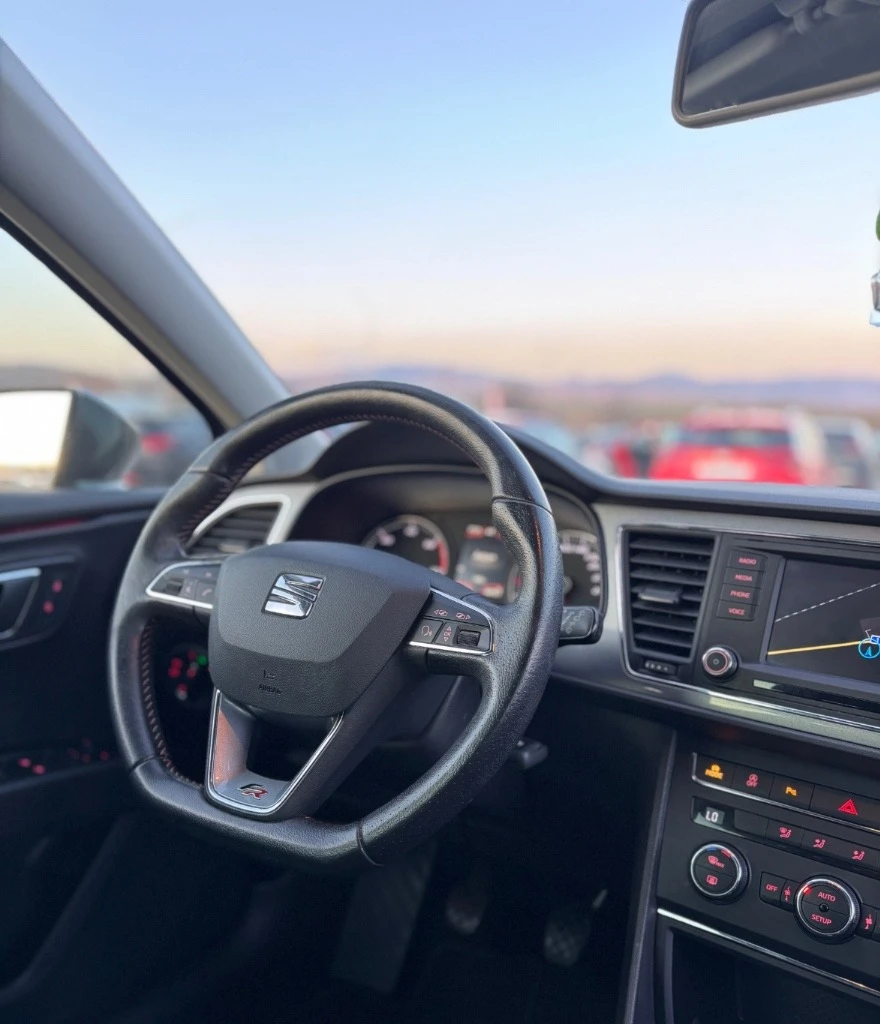 Seat Leon FR, снимка 9 - Автомобили и джипове - 54334660
