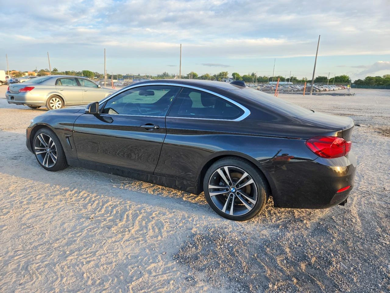 BMW 430 2.0* ЗАДНО* РЕАЛНИ КМ!, снимка 3 - Автомобили и джипове - 54511147