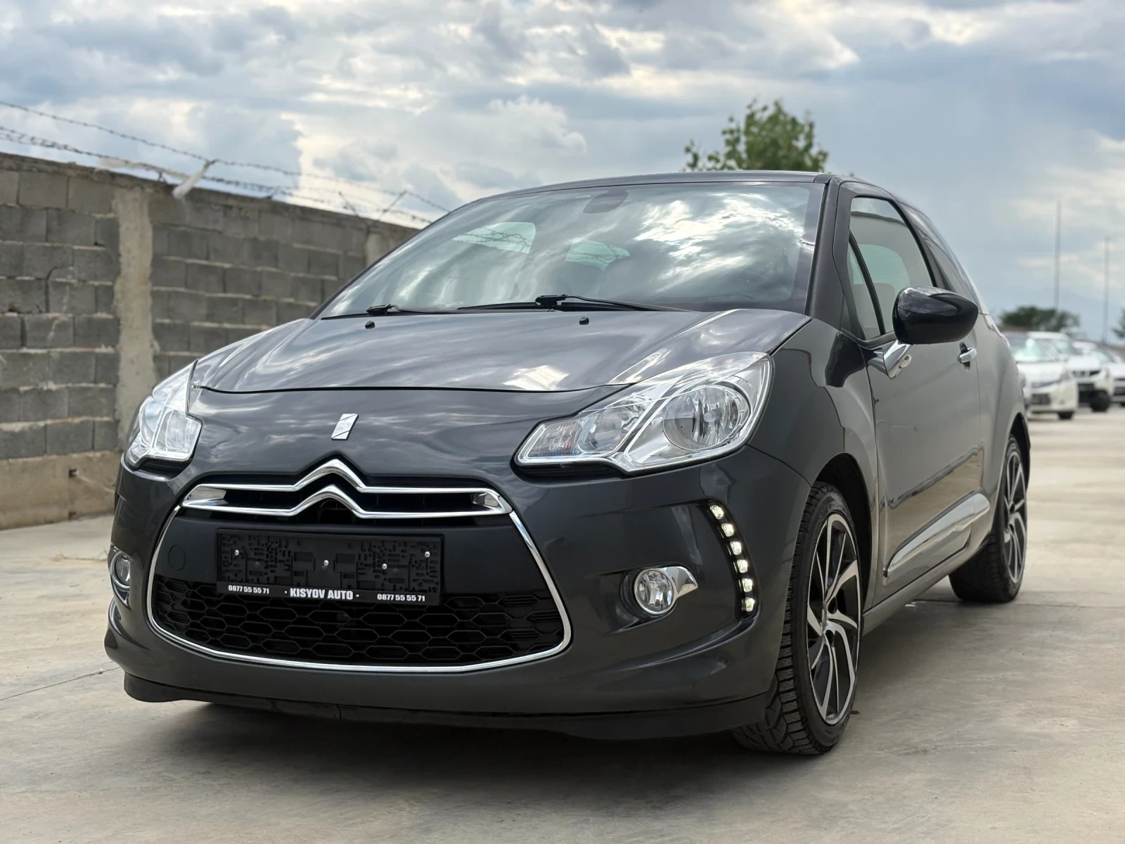 Citroen DS3 1.4 HDI LED 115000 км EURO6, снимка 3 - Автомобили и джипове - 54974887