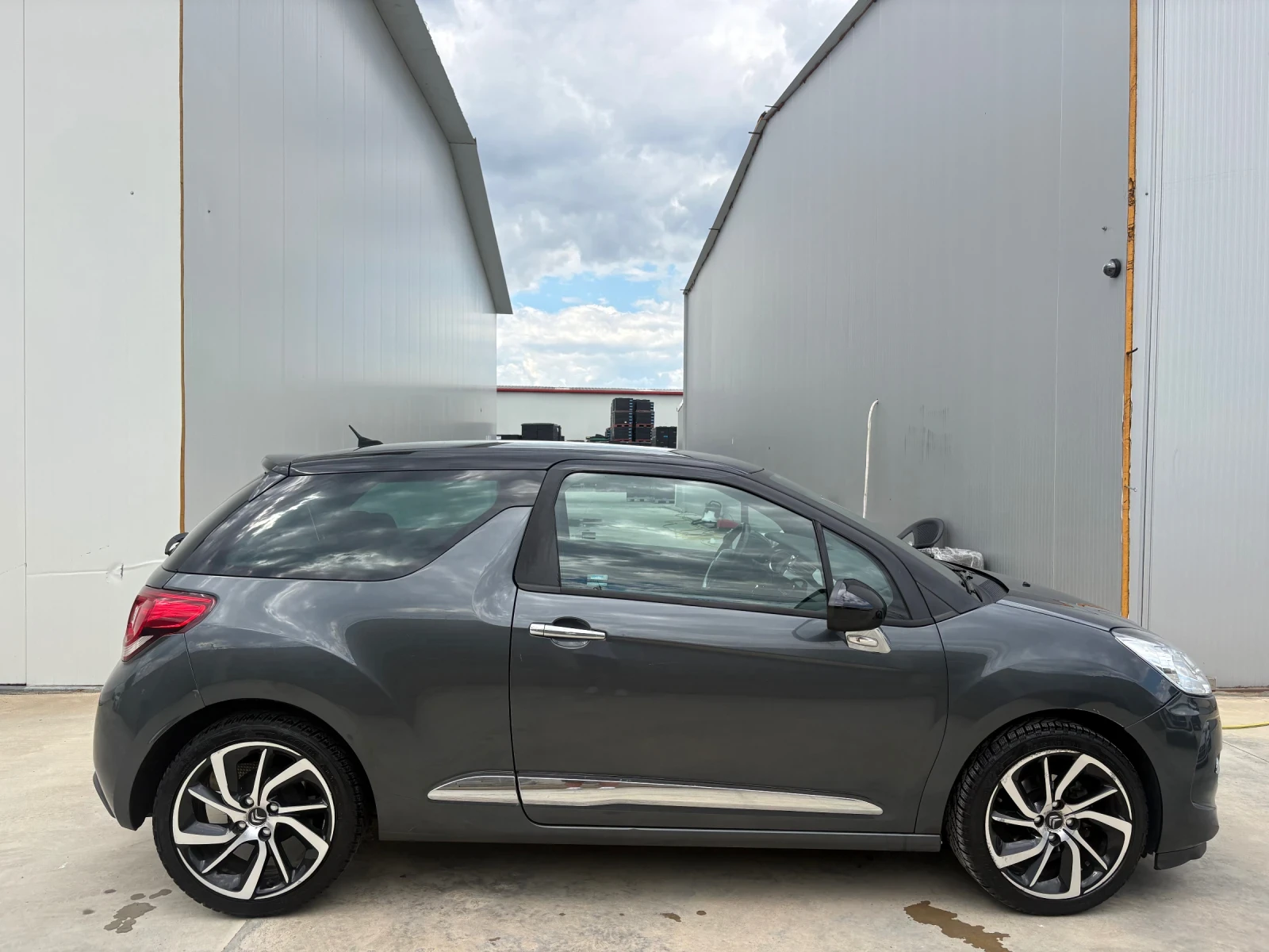 Citroen DS3 1.4 HDI LED 115000 км EURO6, снимка 8 - Автомобили и джипове - 54974887