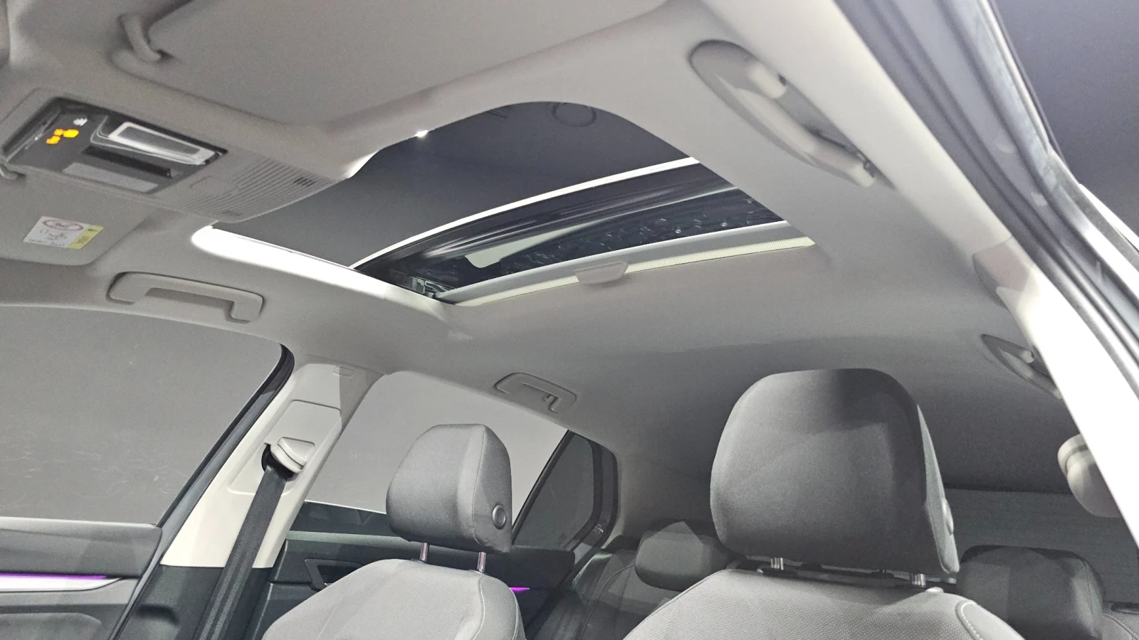 VW Golf 2.0L /Blind spot / HUD, снимка 5 - Автомобили и джипове - 55126245