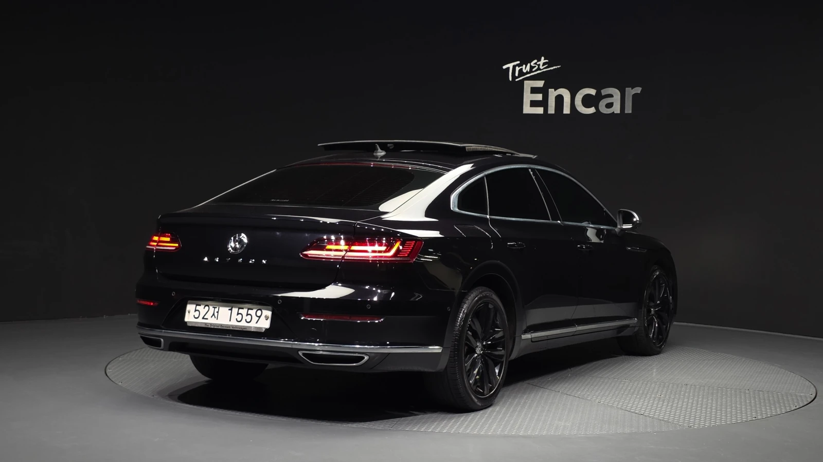 VW Arteon * ОБДУХ * ПРЕМИУМ АУДИО * 360 * FULL, снимка 2 - Автомобили и джипове - 55230030
