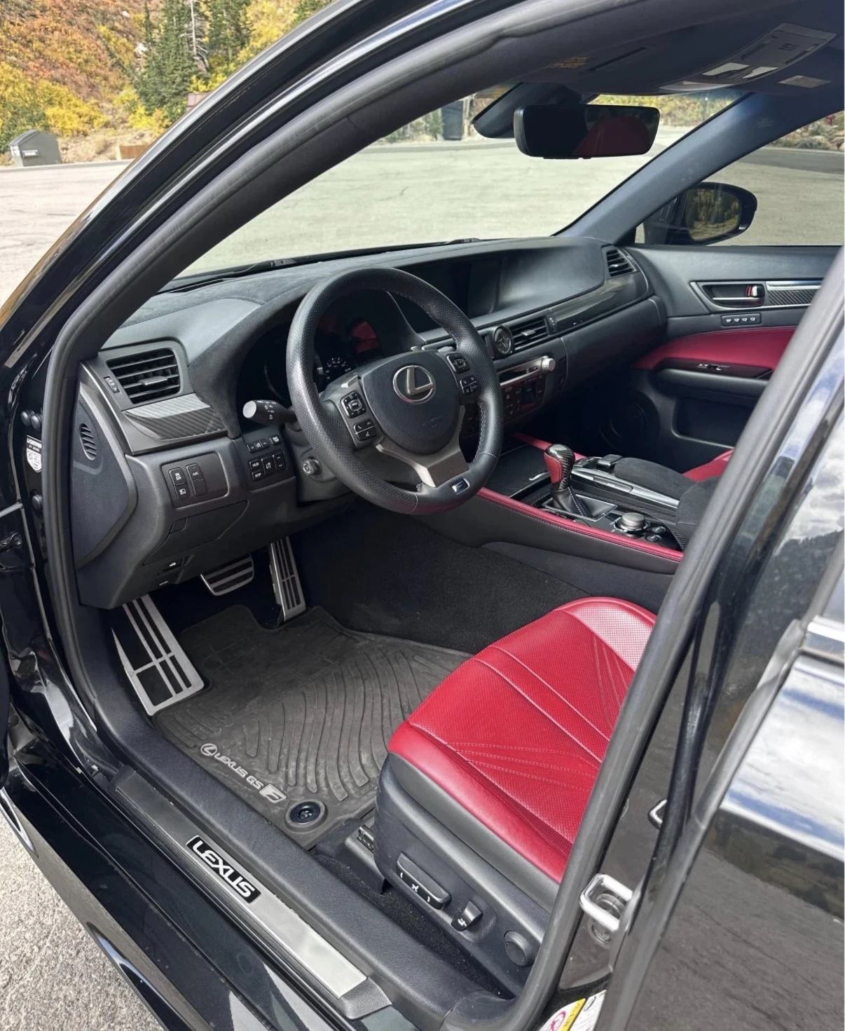 Lexus GS F 5.0 V8 | HEAD UP | ОБДУХВАНЕ | CARFAX | , снимка 4 - Автомобили и джипове - 55511604