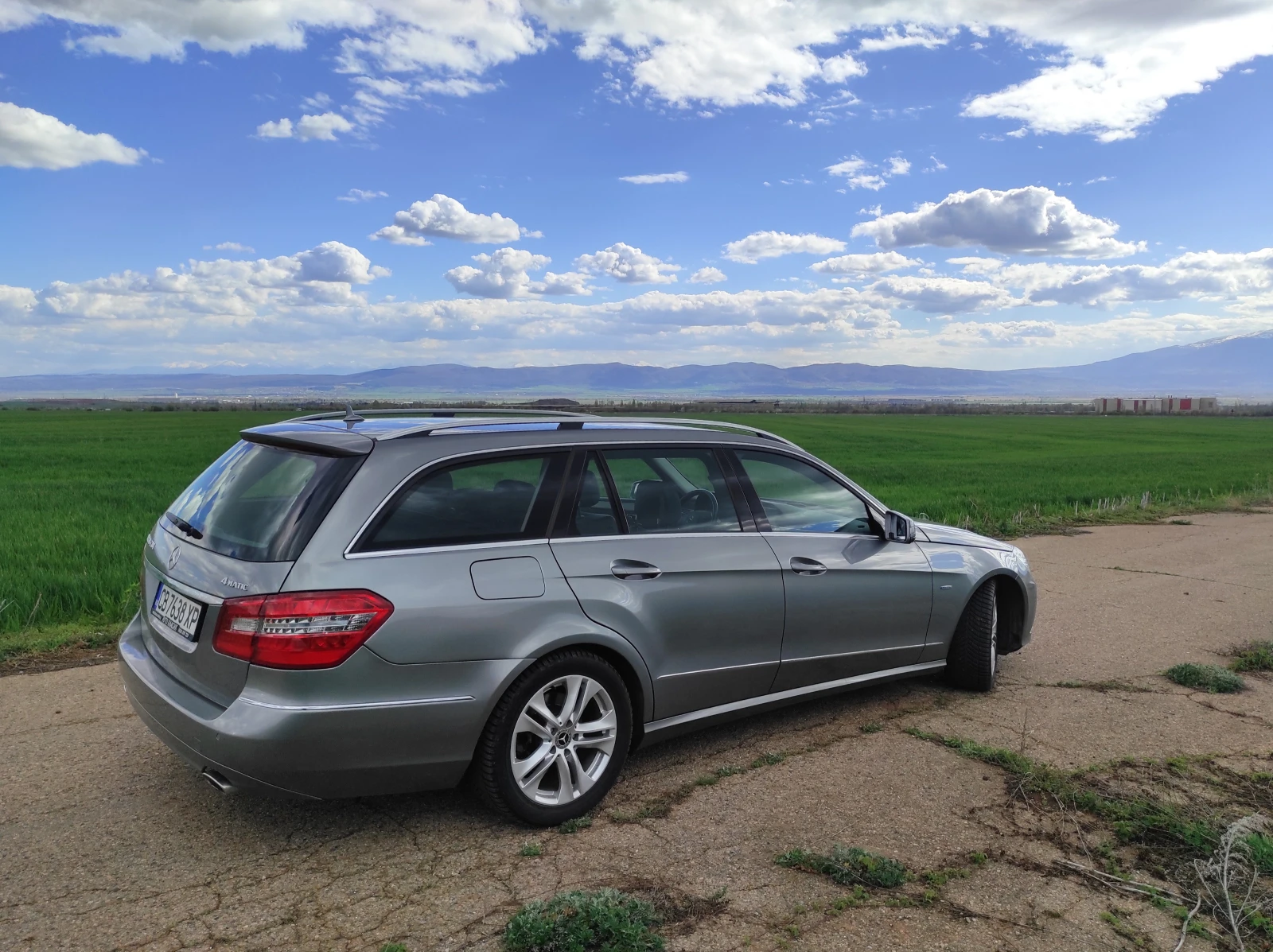 Mercedes-Benz E 350 4 matic, снимка 6 - Автомобили и джипове - 55690441