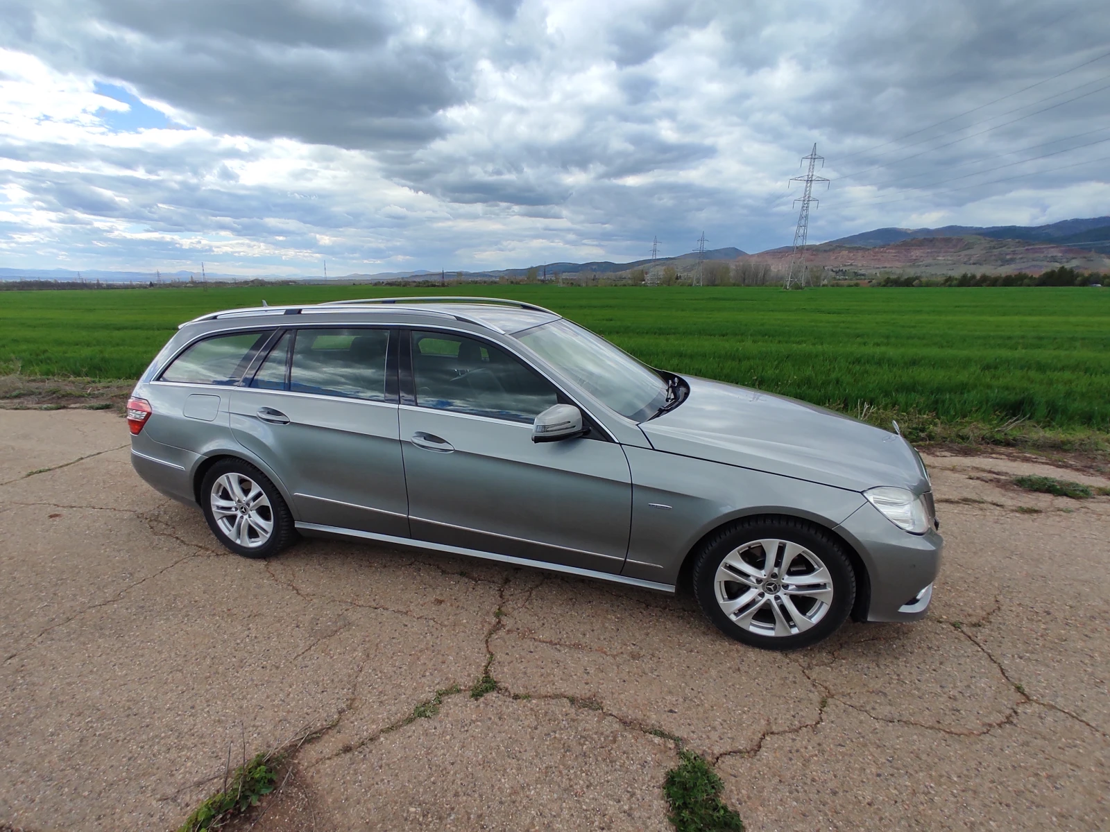 Mercedes-Benz E 350 4 matic, снимка 8 - Автомобили и джипове - 55690441