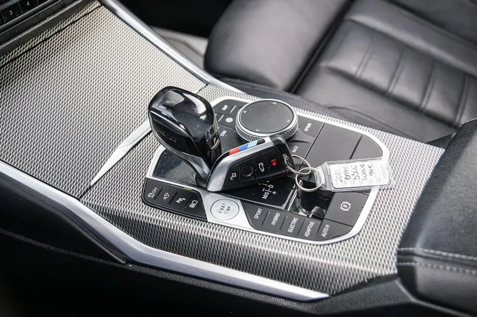 BMW 330 XE DRIVE* M PACK* 360* HUD, снимка 14 - Автомобили и джипове - 56365144