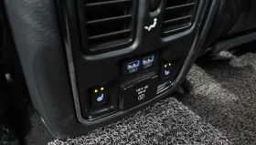 Jeep Grand cherokee Summit* H/K* Обдух* Pano* Крайна цена* , снимка 14