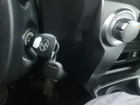 Toyota 4runner * SR5 * CARFAX * БЕЗ ПЪРВОНАЧАЛНА ВНОСКА - 22000 € / 43028.26 лв. - 92762110 8