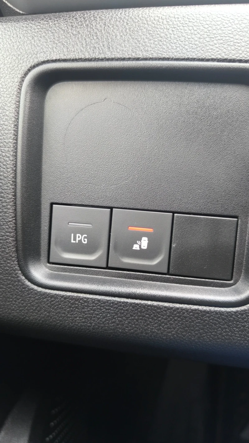 Dacia Duster DACIA DUSTER 1.0 + LPG, снимка 6 - Автомобили и джипове - 52889387