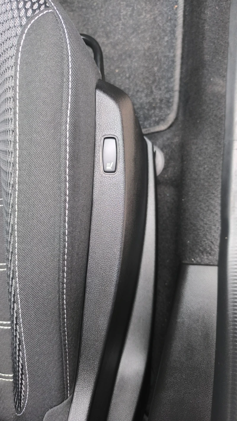 Dacia Duster DACIA DUSTER 1.0 + LPG, снимка 13 - Автомобили и джипове - 52889387