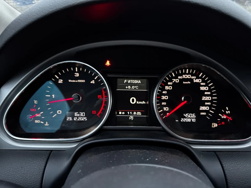 Audi Q7 Audi Q7 ZF , снимка 5 - Автомобили и джипове - 52887074