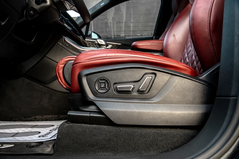 Audi SQ7 CARFAX* АВТОФИНАНСИРАНЕ* БЕЗ ПЪРВОНАЧАЛНА ВНОСКА* , снимка 9 - Автомобили и джипове - 52902044