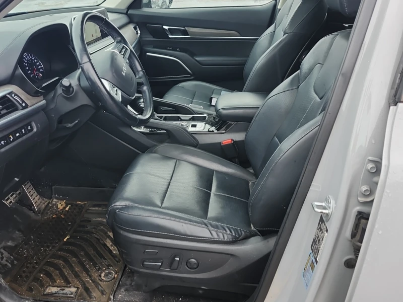 Kia Telluride SX * CARFAX* ОПЦИЯ ЗА ФИНАНСИРАНЕ* , снимка 10 - Автомобили и джипове - 53163995