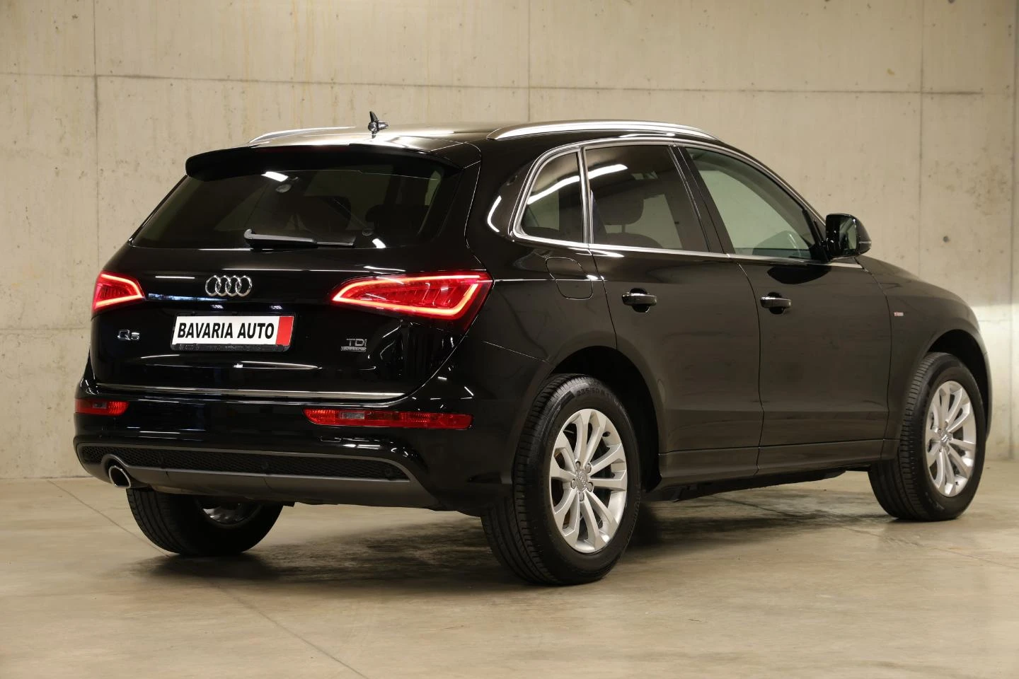 Audi Q5 2.0 TDI Quattro S Line - изображение 3