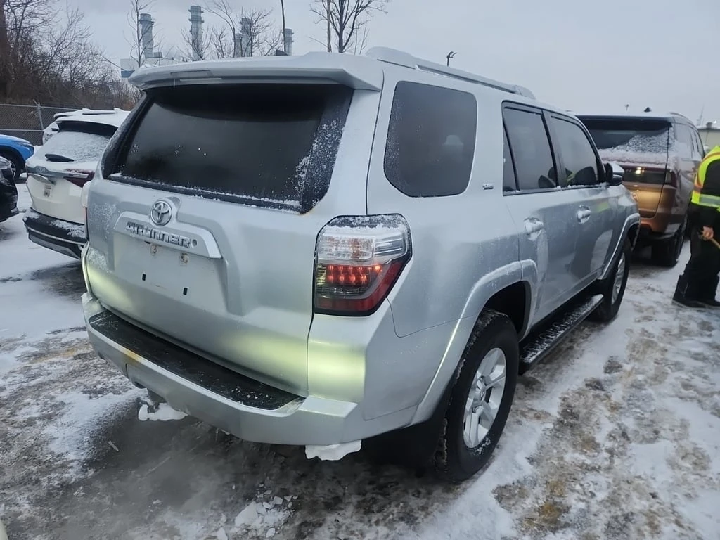 Toyota 4runner * SR5 * CARFAX * БЕЗ ПЪРВОНАЧАЛНА ВНОСКА - изображение 3