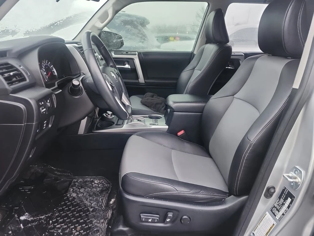 Toyota 4runner * SR5 * CARFAX * БЕЗ ПЪРВОНАЧАЛНА ВНОСКА - изображение 5