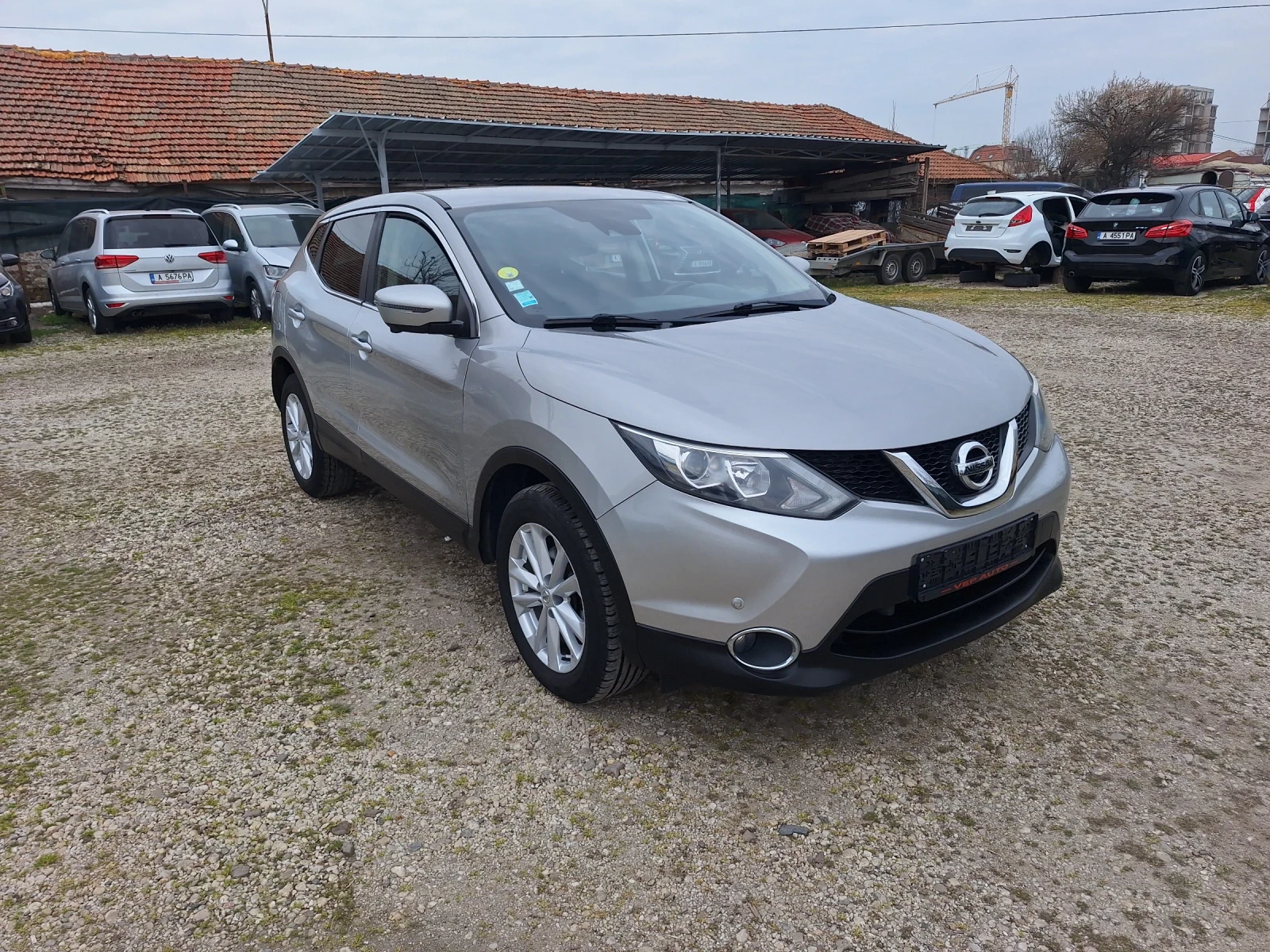 Nissan Qashqai 1.6 dci, снимка 3 - Автомобили и джипове - 53870972