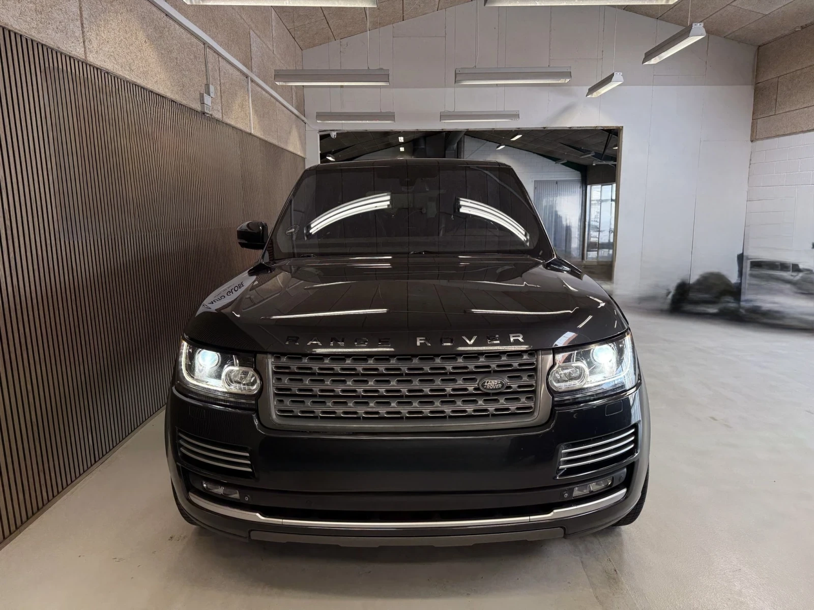 Land Rover Range rover AUTOBIOGRAPHY/4.4SDV8/FULL/FULL/ЛИЗИНГ, снимка 2 - Автомобили и джипове - 54584676