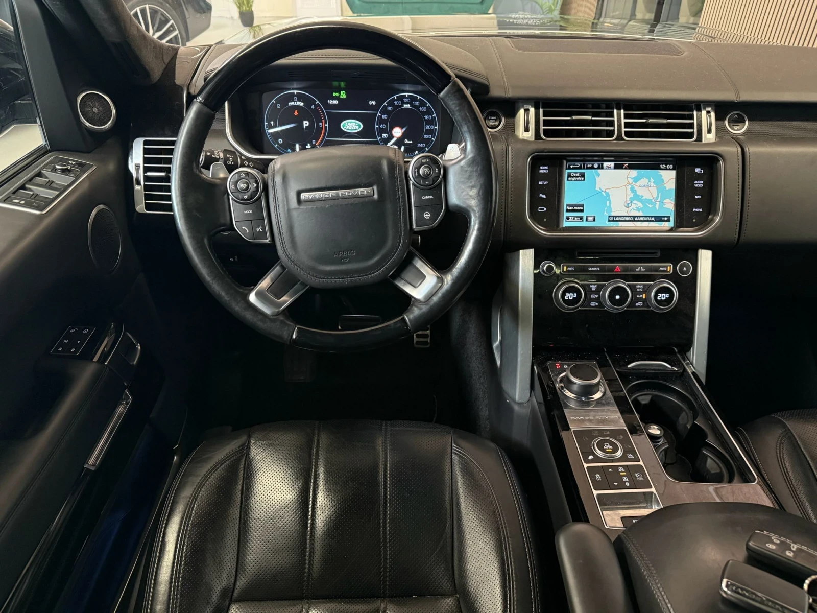 Land Rover Range rover AUTOBIOGRAPHY/4.4SDV8/FULL/FULL/ЛИЗИНГ, снимка 7 - Автомобили и джипове - 54584676