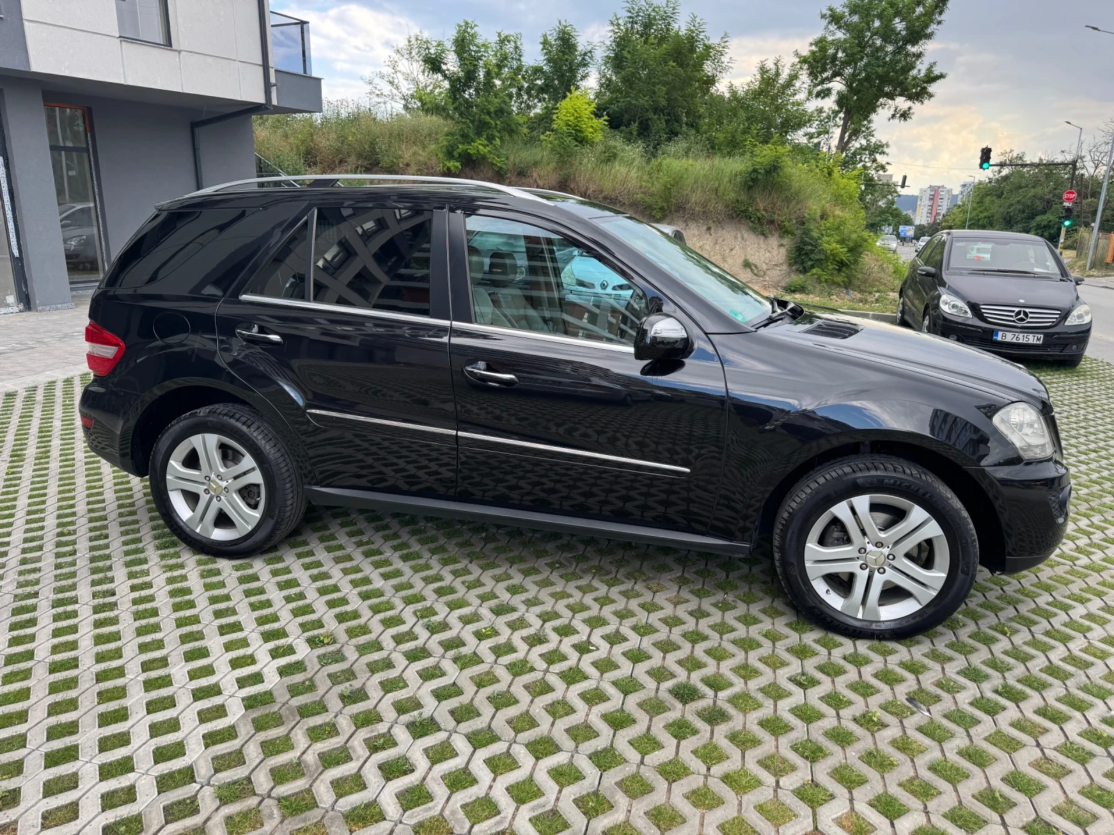 Mercedes-Benz ML 320 Mercedes-Benz ML 320 CDI 4MATIC FACELIFT | AIRMATI, снимка 6 - Автомобили и джипове - 55166434