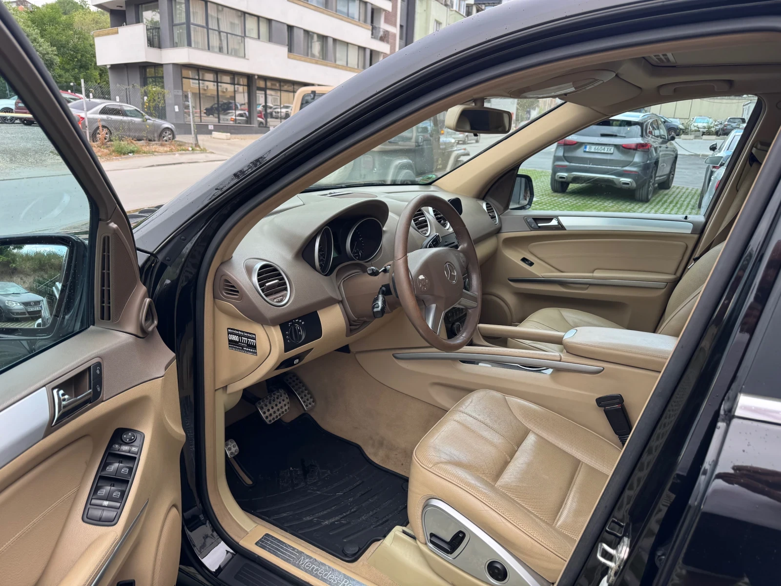 Mercedes-Benz ML 320 Mercedes-Benz ML 320 CDI 4MATIC FACELIFT | AIRMATI, снимка 8 - Автомобили и джипове - 55166434