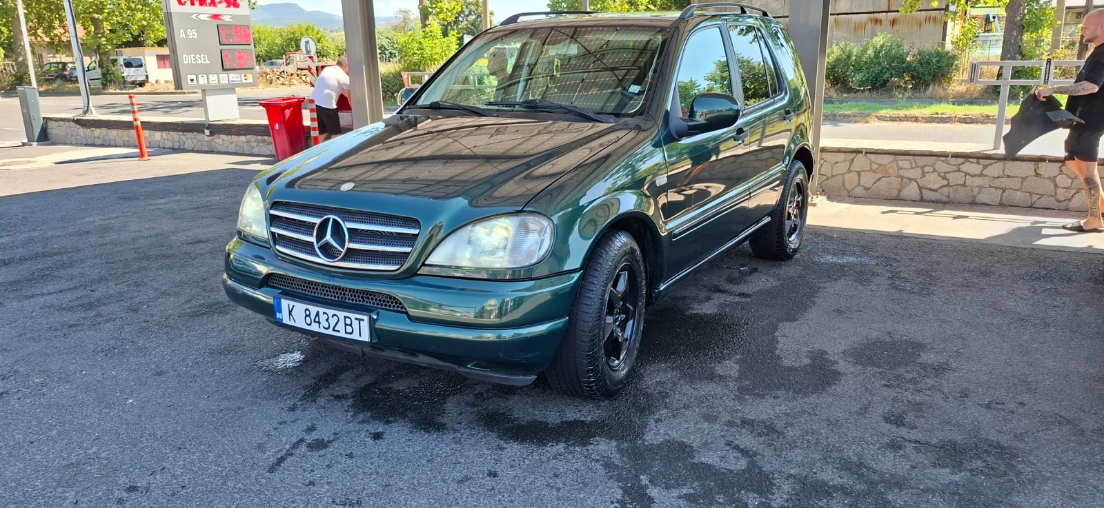 Mercedes-Benz ML 320, снимка 2 - Автомобили и джипове - 55579096