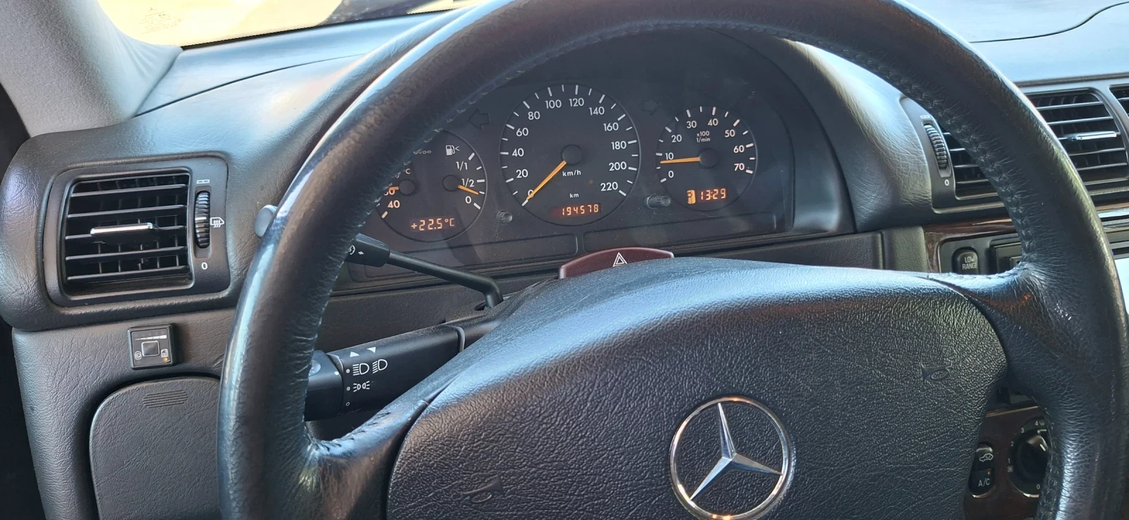 Mercedes-Benz ML 320, снимка 6 - Автомобили и джипове - 55579096