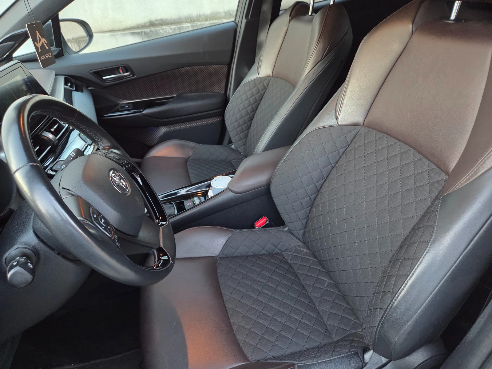 Toyota C-HR Classy, снимка 8 - Автомобили и джипове - 56073792