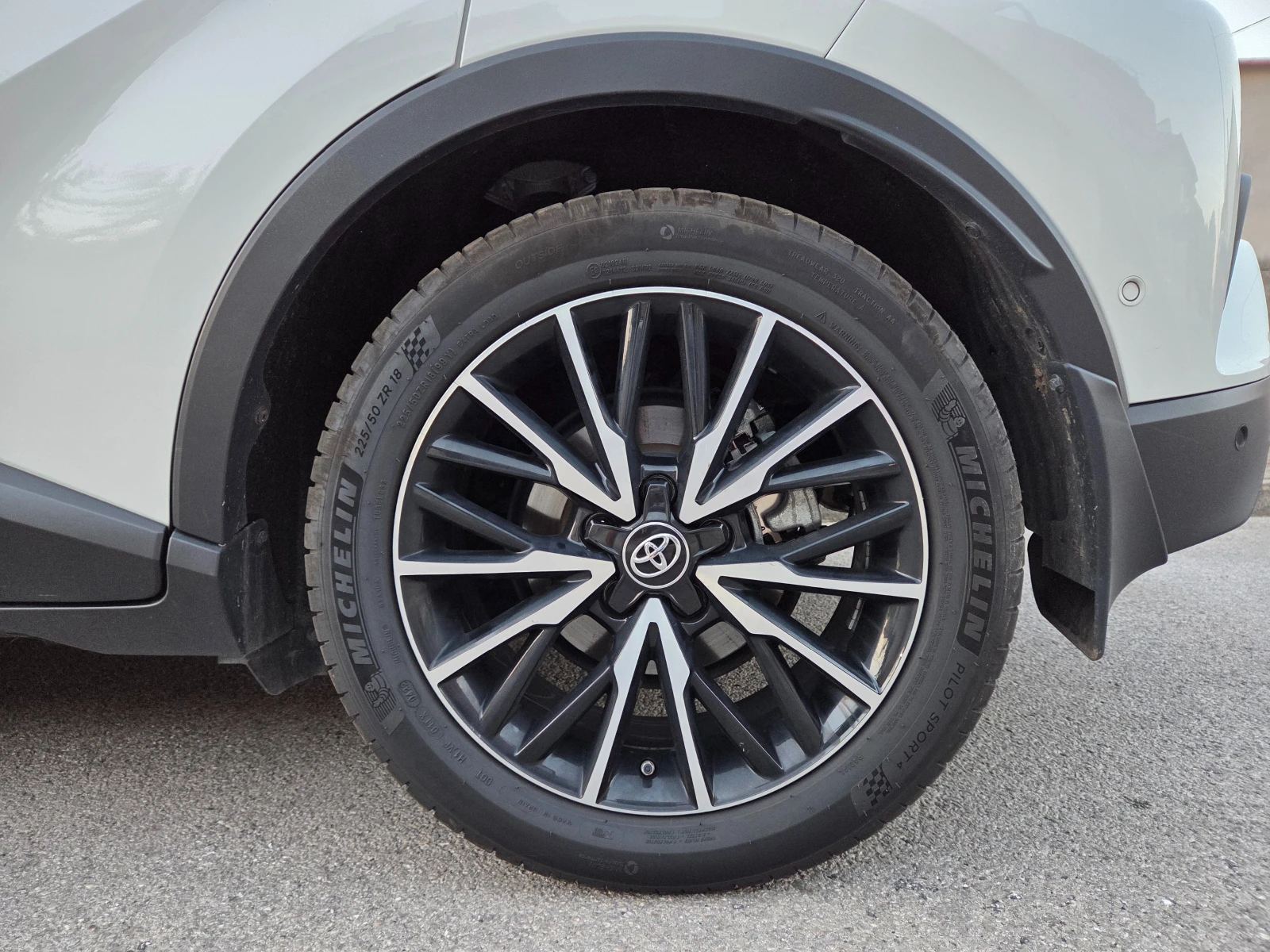 Toyota C-HR Classy, снимка 13 - Автомобили и джипове - 56073792