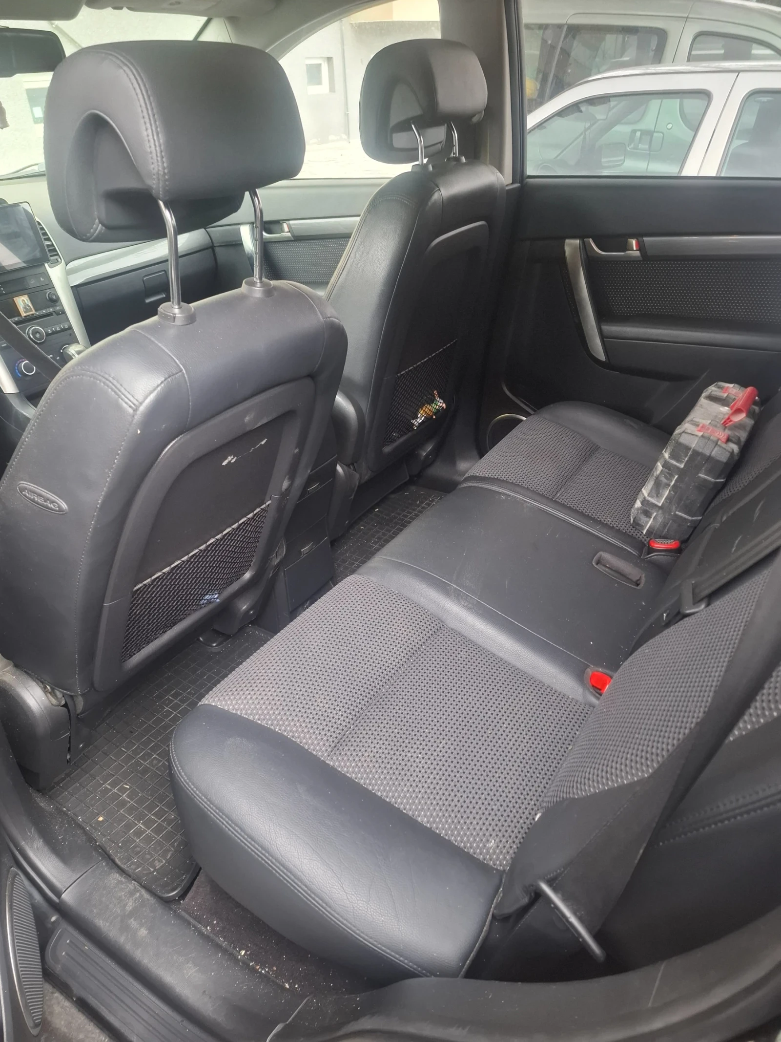 Chevrolet Captiva, снимка 8 - Автомобили и джипове - 56233351
