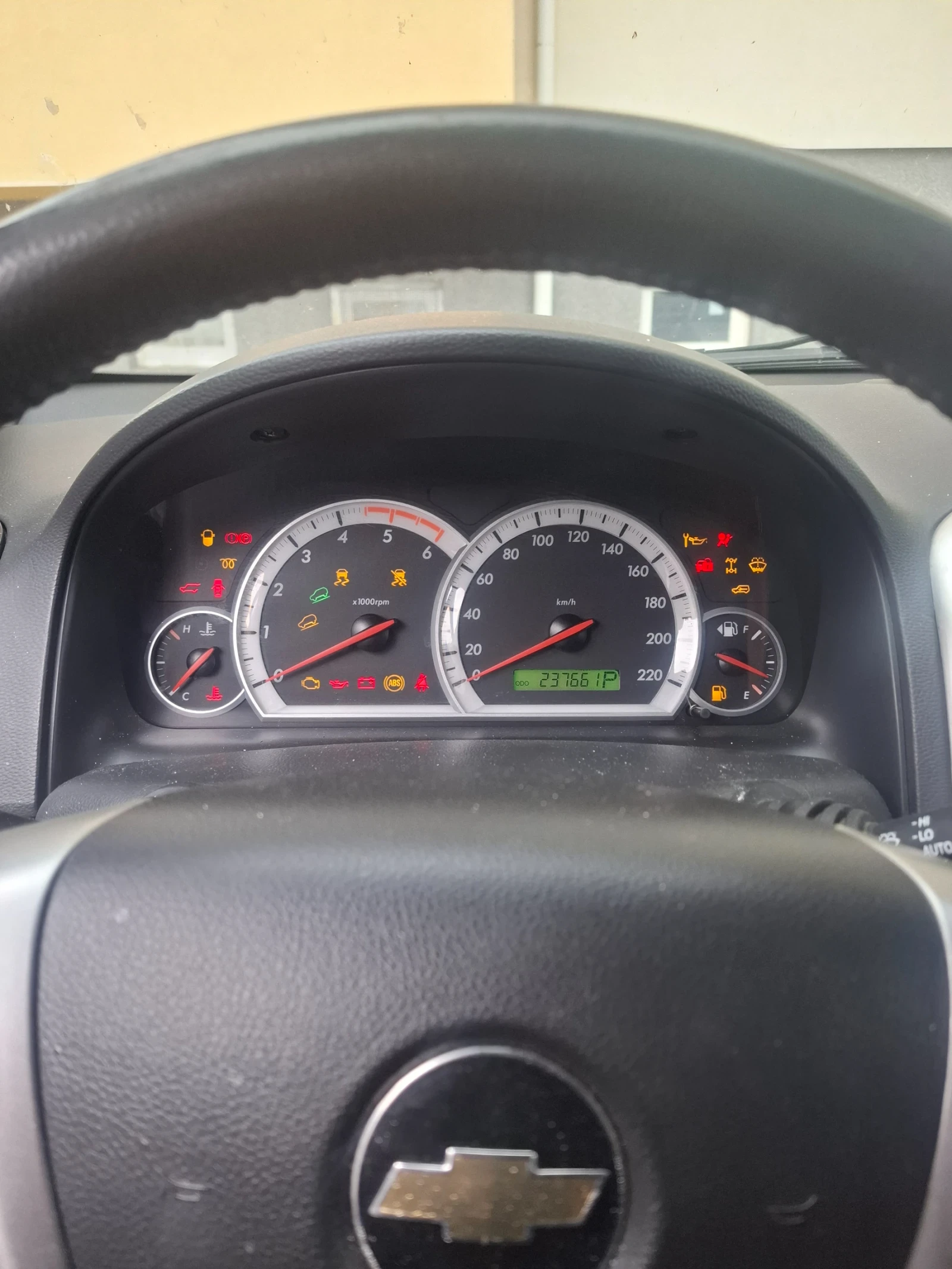 Chevrolet Captiva, снимка 3 - Автомобили и джипове - 56233351