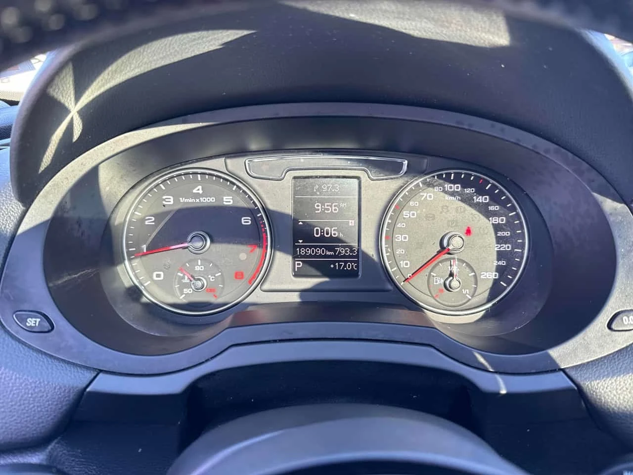 Audi Q3 * Komfort * CARFAX * ����� �� ����������� *  | Mobile.bg � ����������� 8
