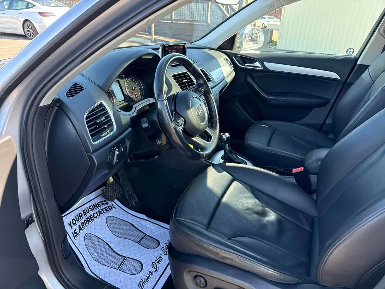 Audi Q3 * Komfort * CARFAX * ����� �� ����������� *  | Mobile.bg � ����������� 5