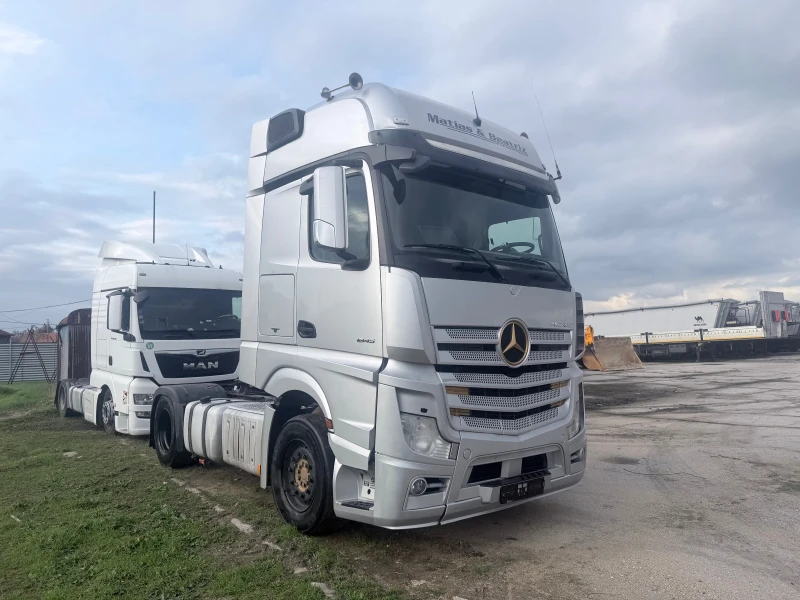 Mercedes-Benz Actros 1845