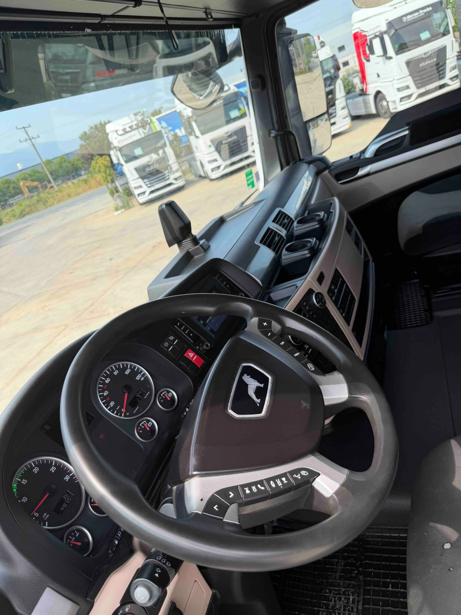 Man Tgx 18.500 ПОМПА, снимка 10 - Камиони - 55934222