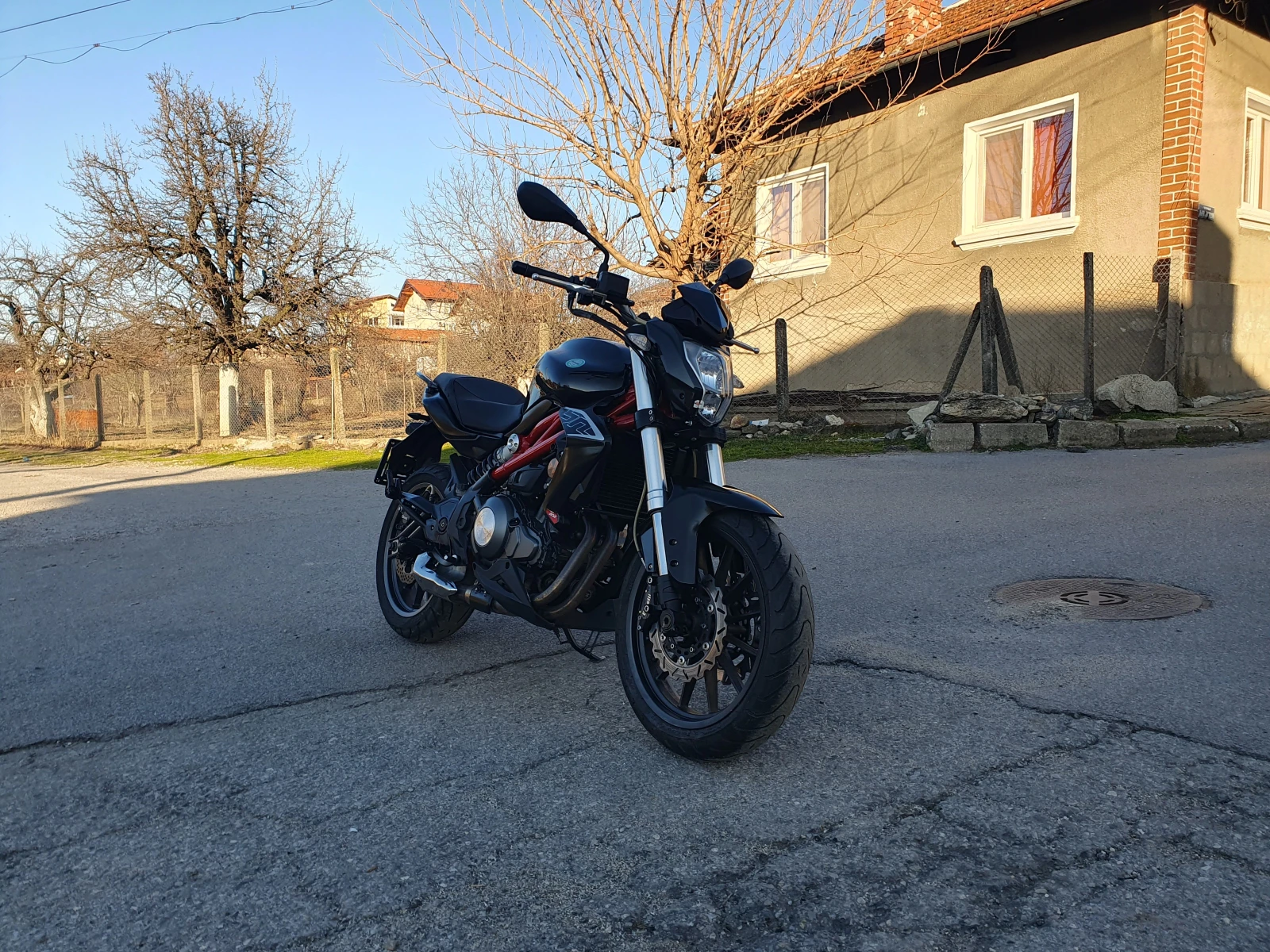 Benelli 304 BN 302i 7700км - изображение 2