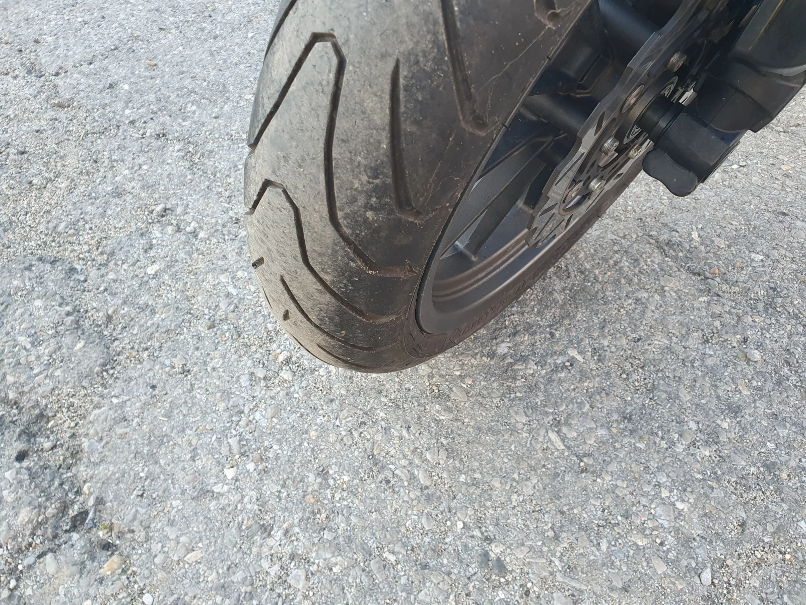 Benelli 304 BN 302i 7700км - изображение 9