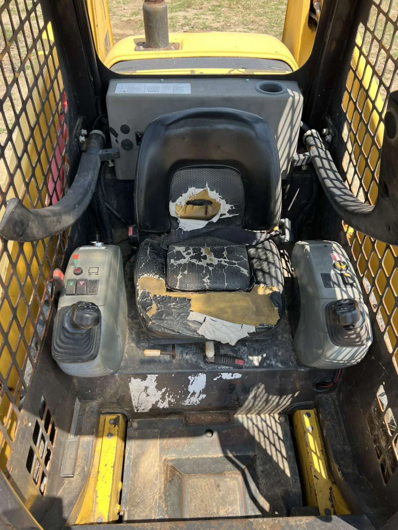 Мини челни товарачи Komatsu, снимка 7 - Индустриална техника - 52478452