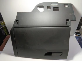 ����� �� �������� �� ����� ����������� 8W1857035B Audi A4